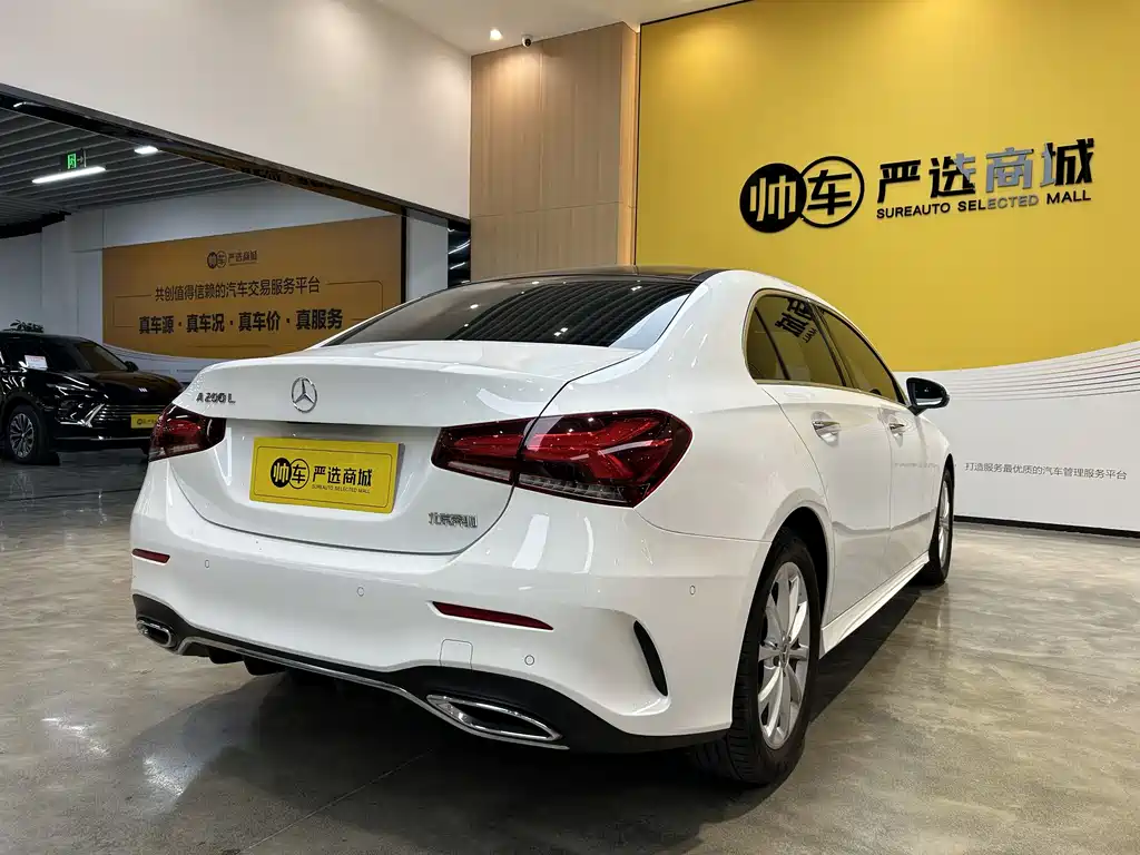 Mercedes-Benz A-Class 2021 — фото 4