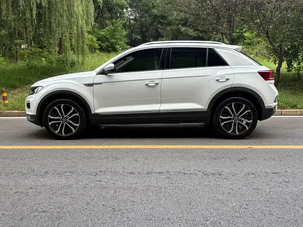 Volkswagen T-Roc 2021