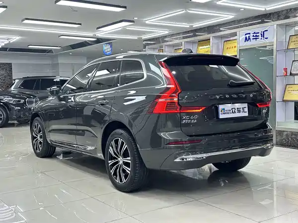 Volvo XC60 2021
