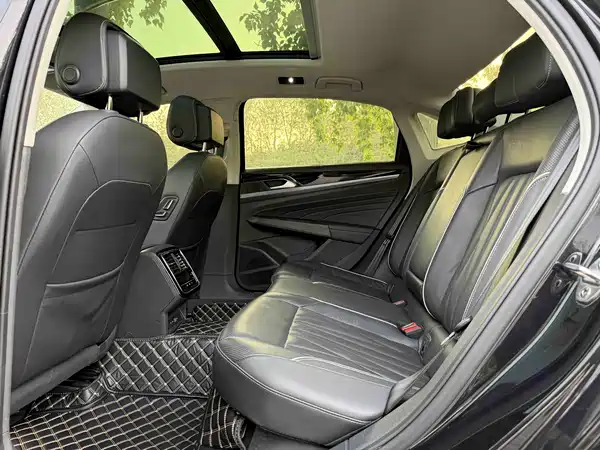 Volkswagen Passat 2021