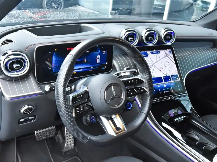 Mercedes-Benz GLC AMG 2025 — фото 9