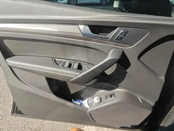 Audi Q5L 2024