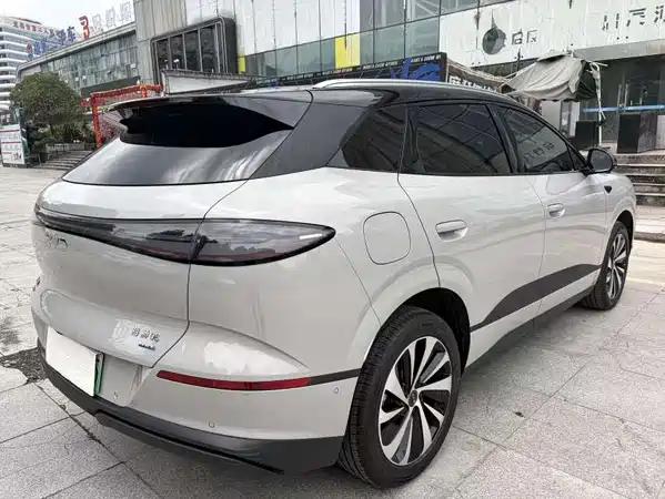 BYD Seal 06 2025