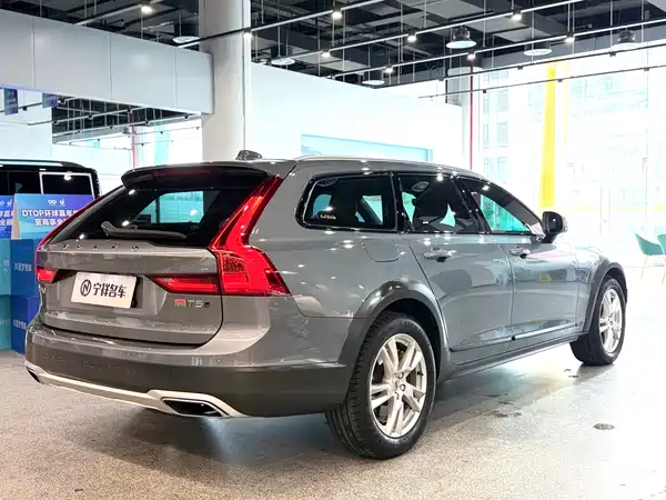 Volvo V90 2019