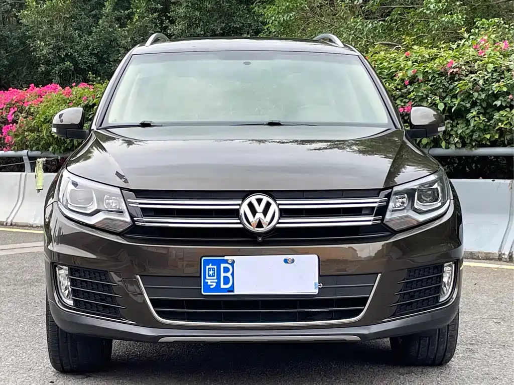 Volkswagen Tiguan 2014 — фото 2