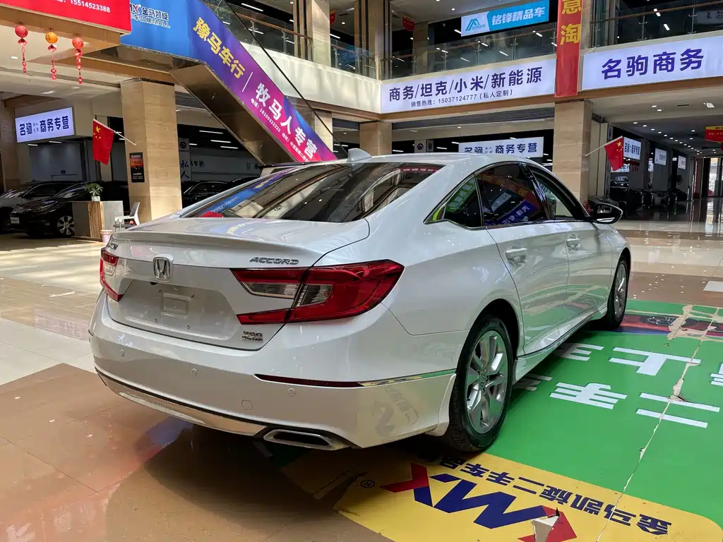 Honda Accord 2019 — фото 8