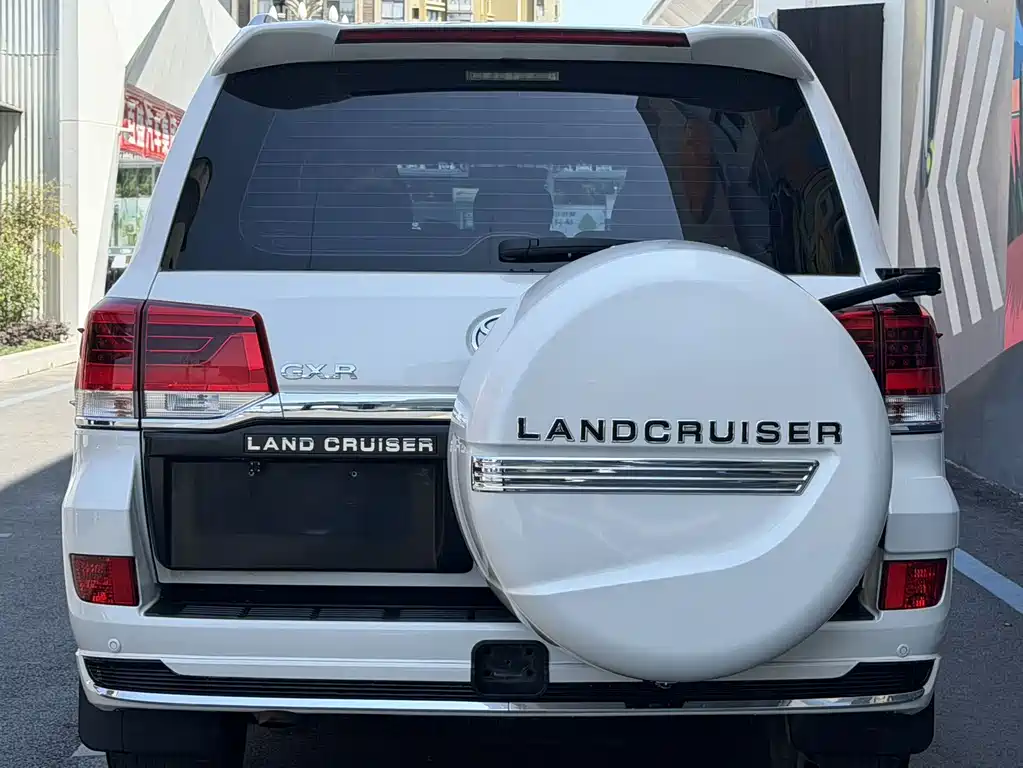 Toyota Land Cruiser 2018 — фото 6