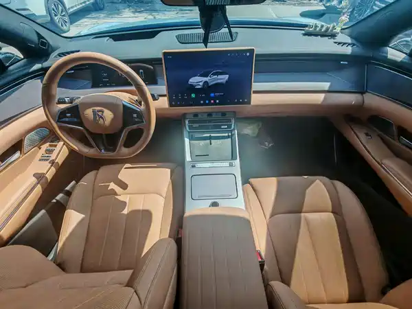 BYD Han L 2025