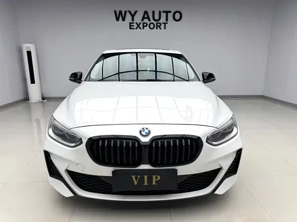 BMW 1 Series 2022