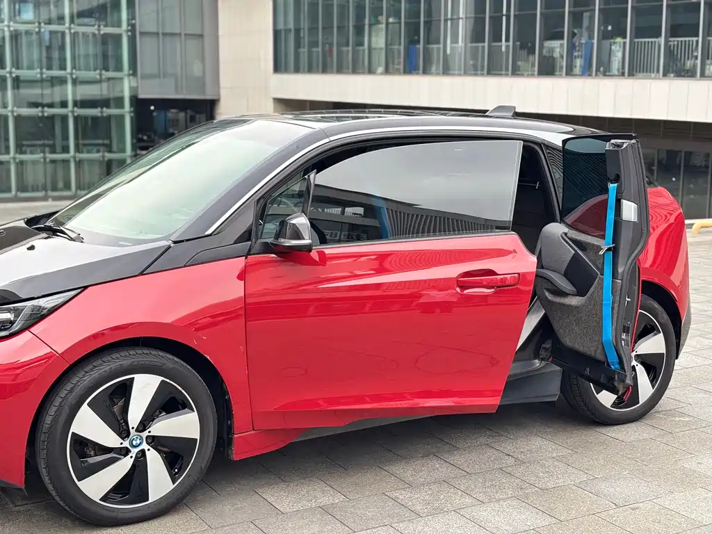 BMW i3 2019 — фото 4