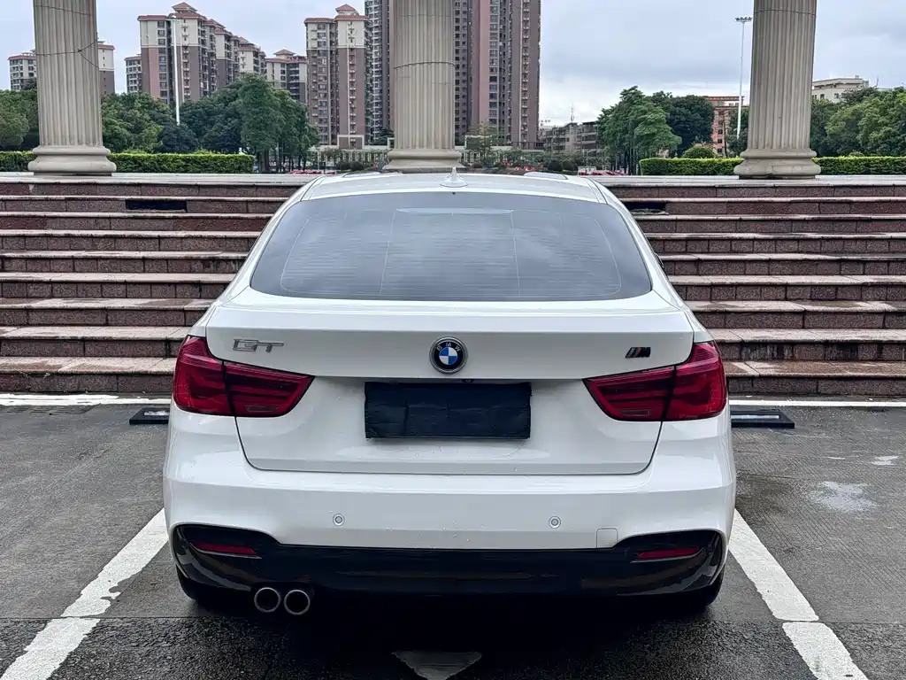 BMW 3 Series GT 2018 — фото 13