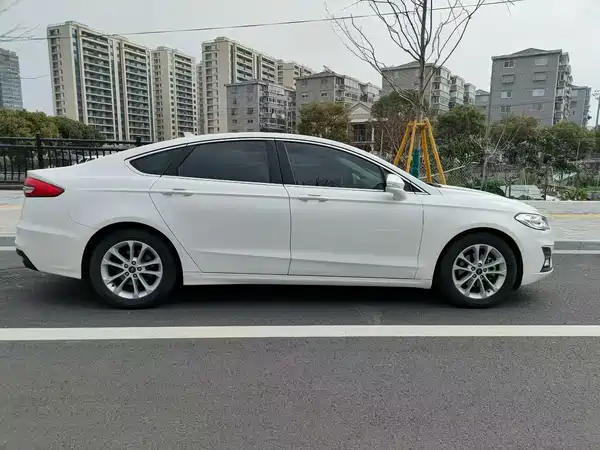 Ford Mondeo 2020