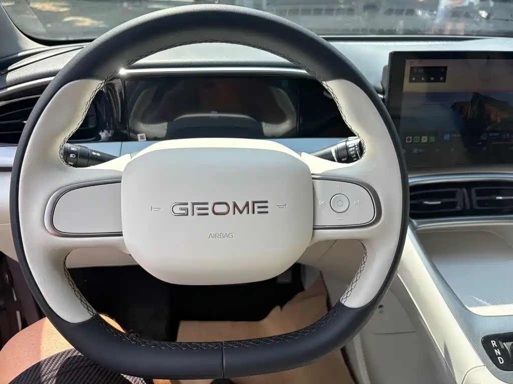 Geely Galaxy Starwish 2025 — фото 14