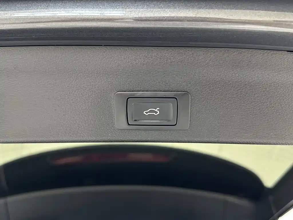 Audi Q3 2022 — фото 15
