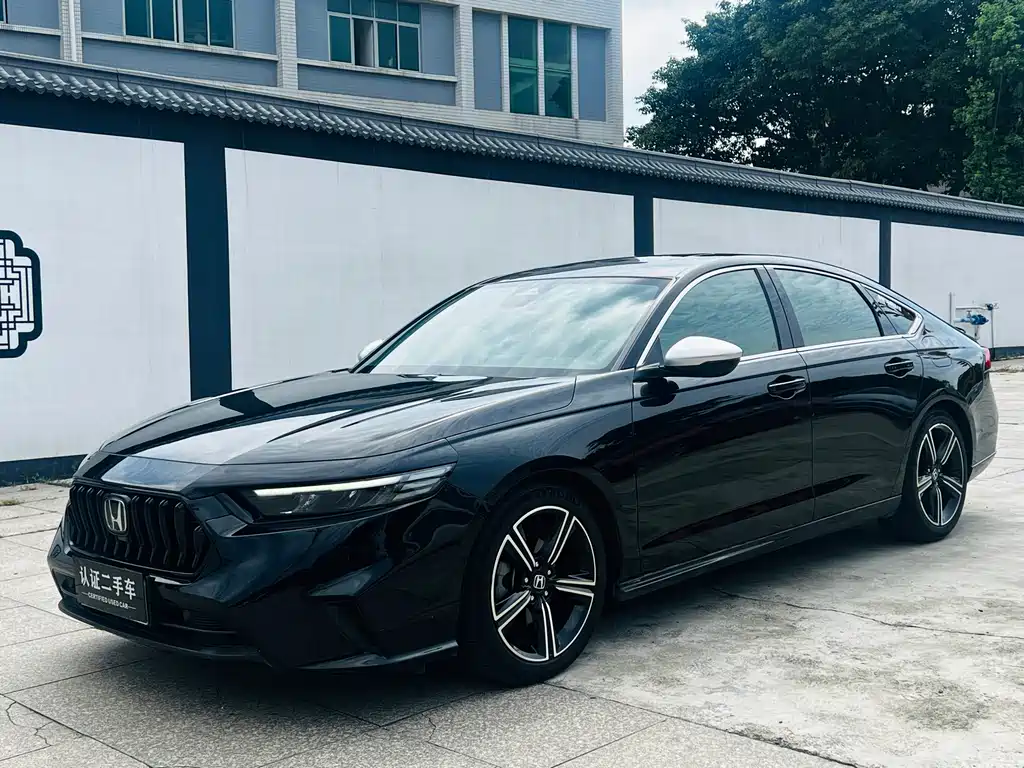 Honda Inspire 2024 — фото 1