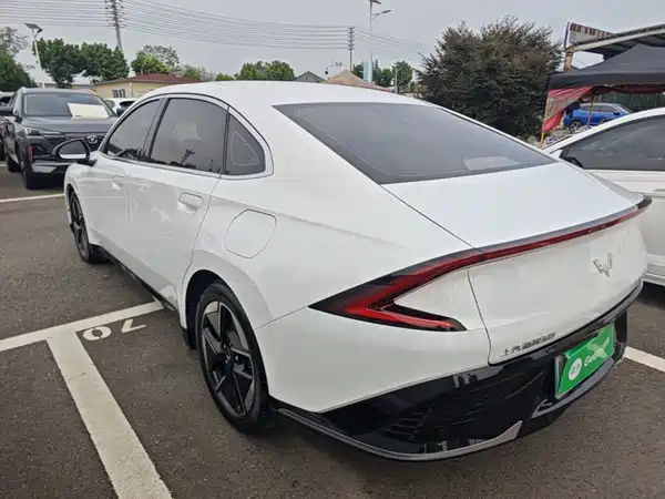 Wuling Starlight 2024