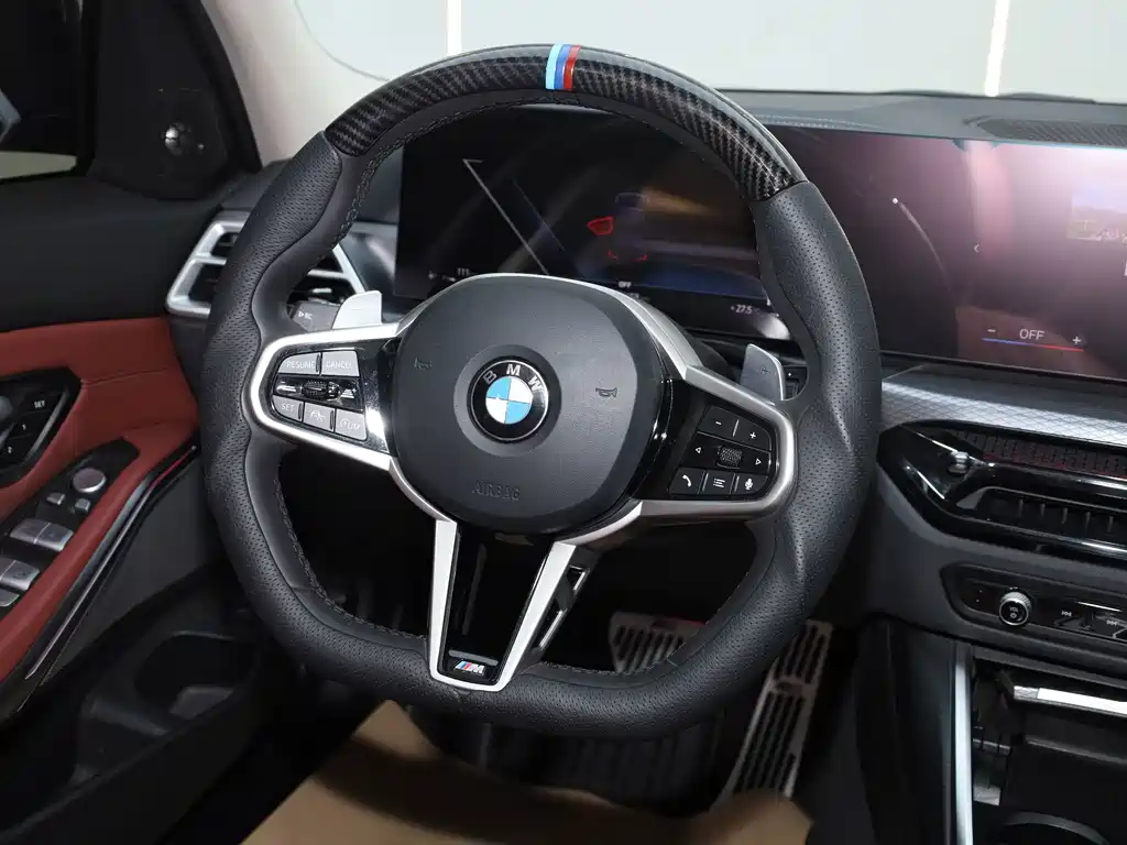 BMW 3 Series 2025 — фото 10