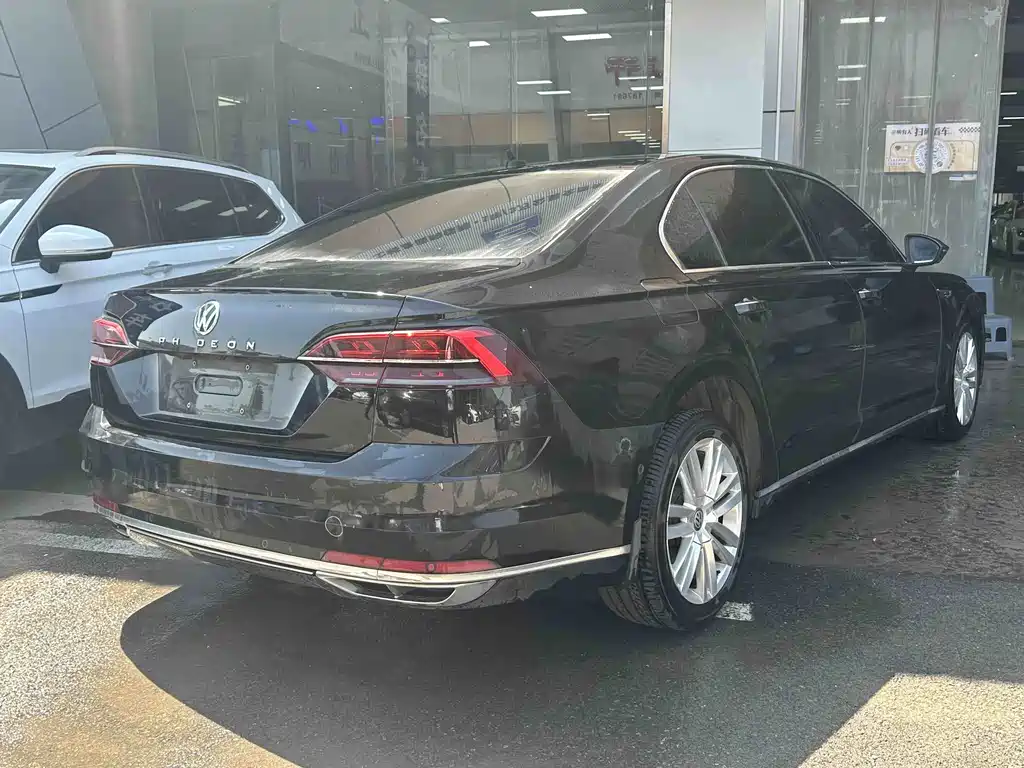 Volkswagen Phideon 2018 — фото 4