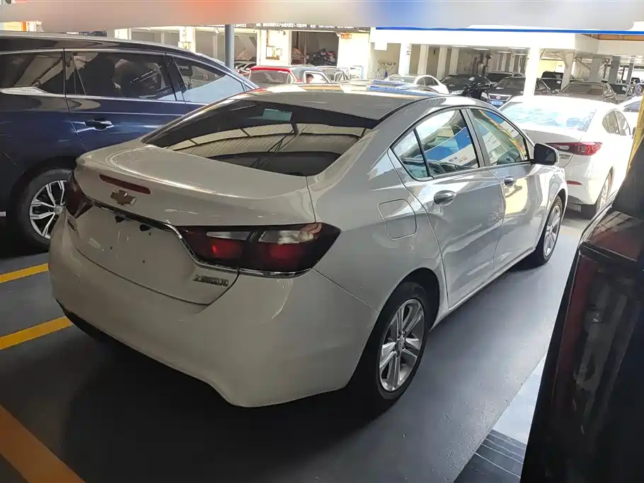 Chevrolet Cruze 2015 — фото 3