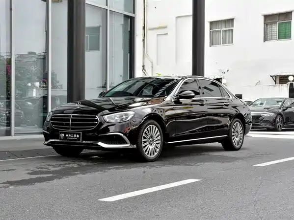 Mercedes-Benz E-Class 2023