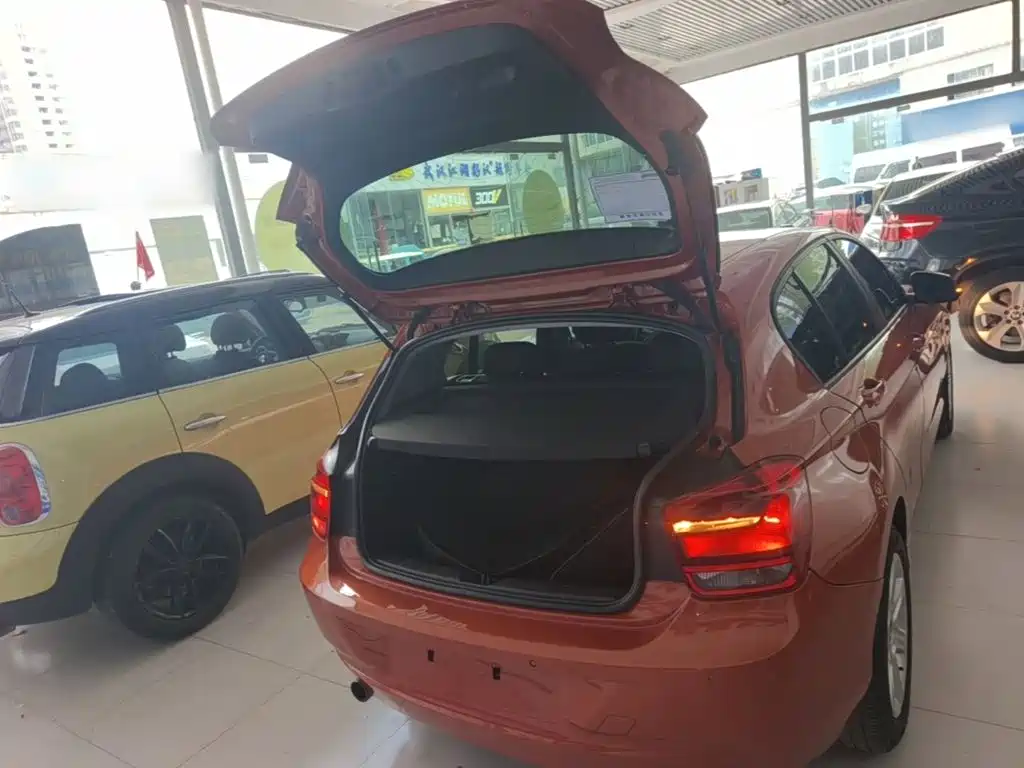 BMW 1 Series 2015 — фото 19