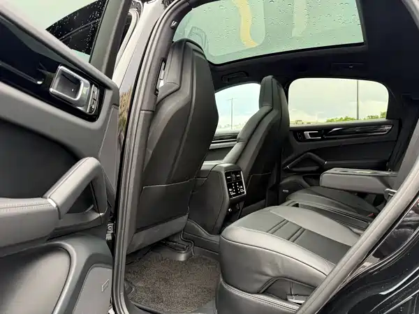 Porsche Cayenne 2020