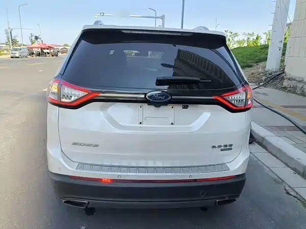 Ford Edge 2018