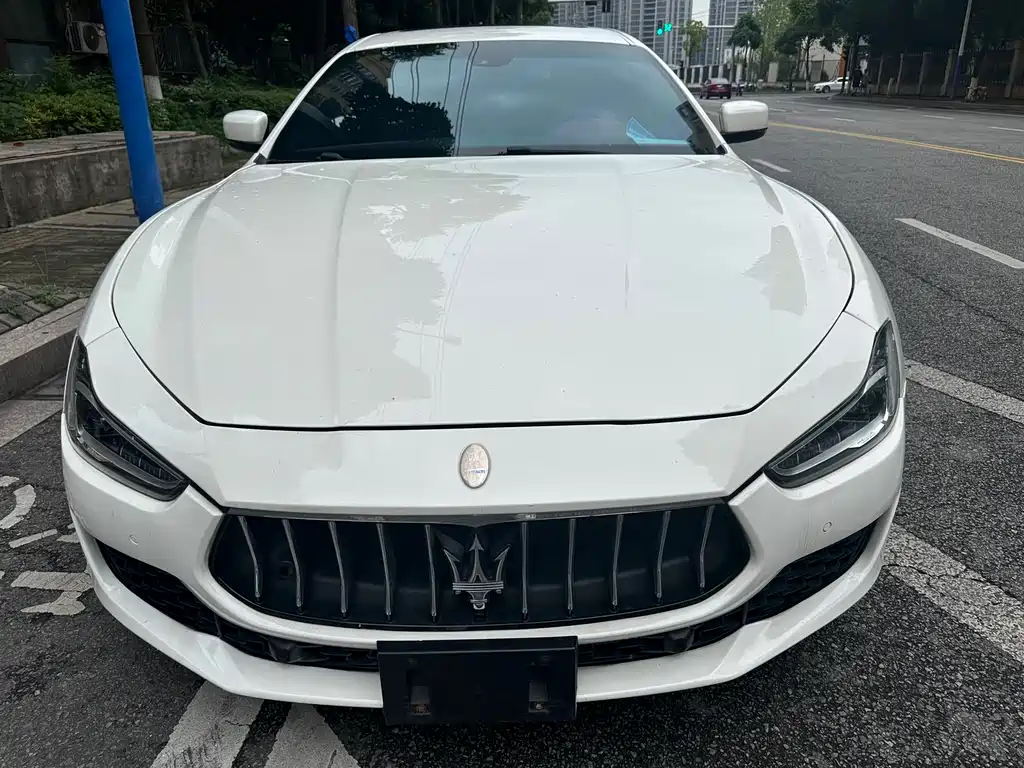 Maserati Ghibli 2017 — фото 2