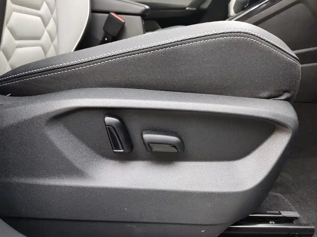 Volkswagen Tayron 2023 — фото 15