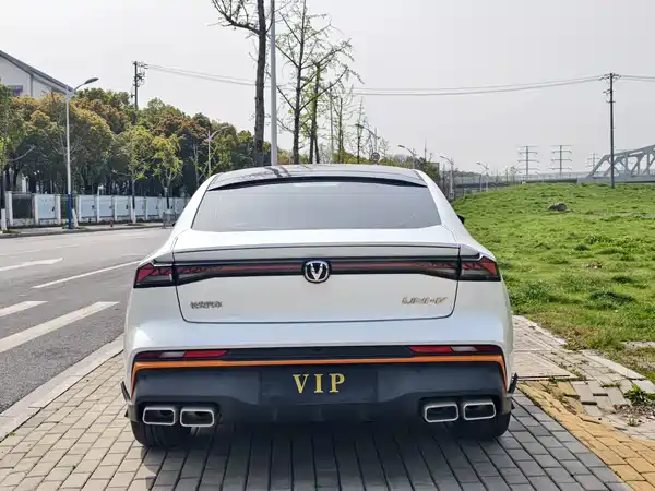 Changan UNI-V 2024