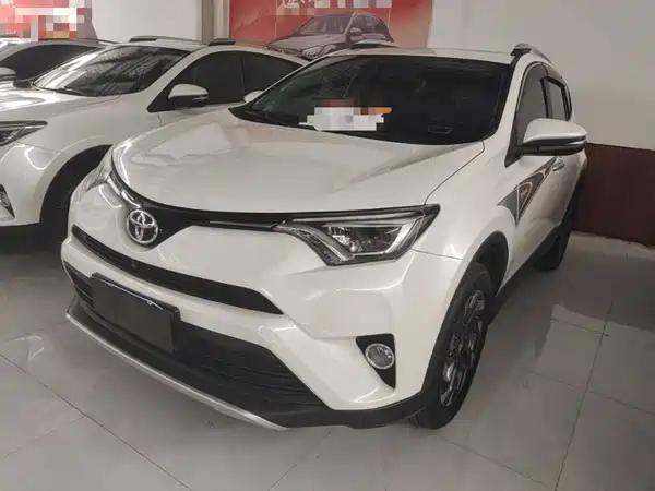 Toyota RAV4 2017