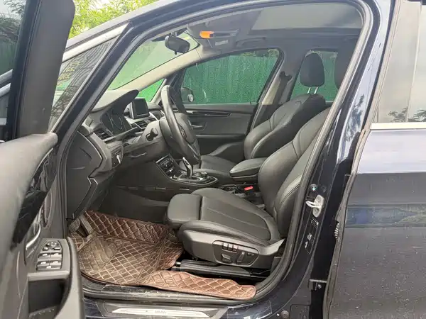 BMW 2 Series Wagon 2019