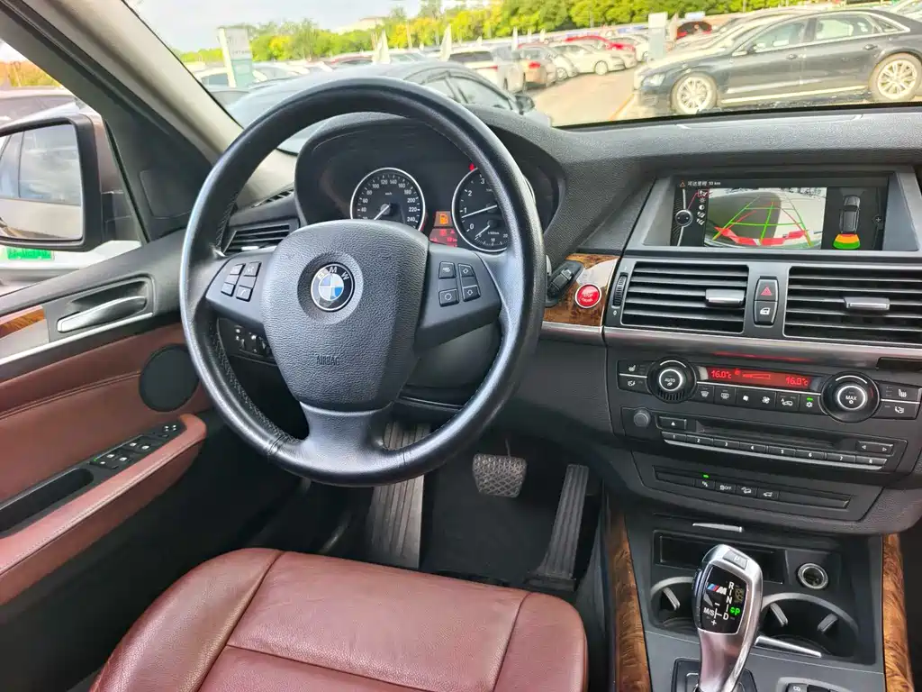BMW X5 2011 — фото 17