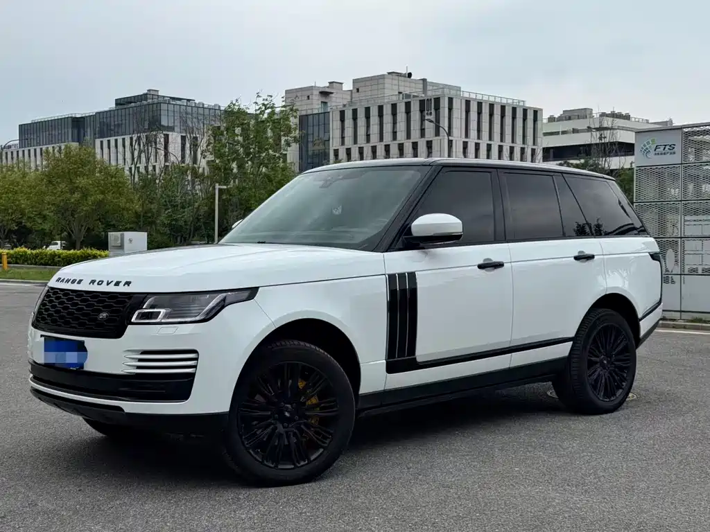 Land Rover Range Rover 2020 — фото 1