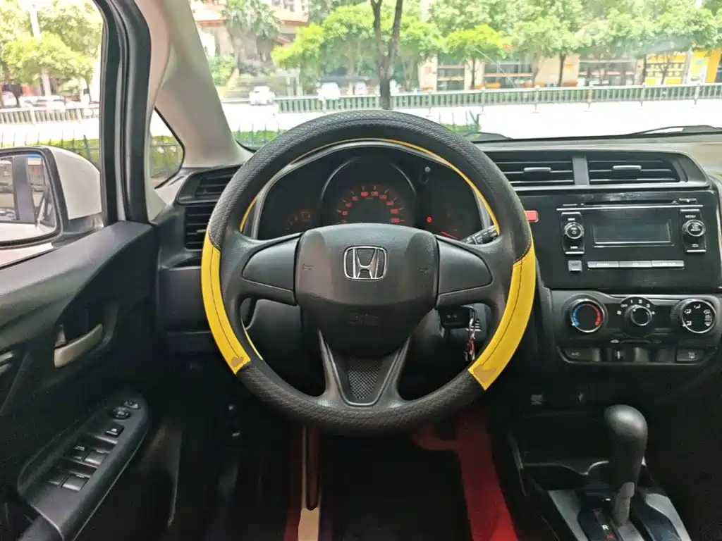 Honda Fit 2023 — фото 11