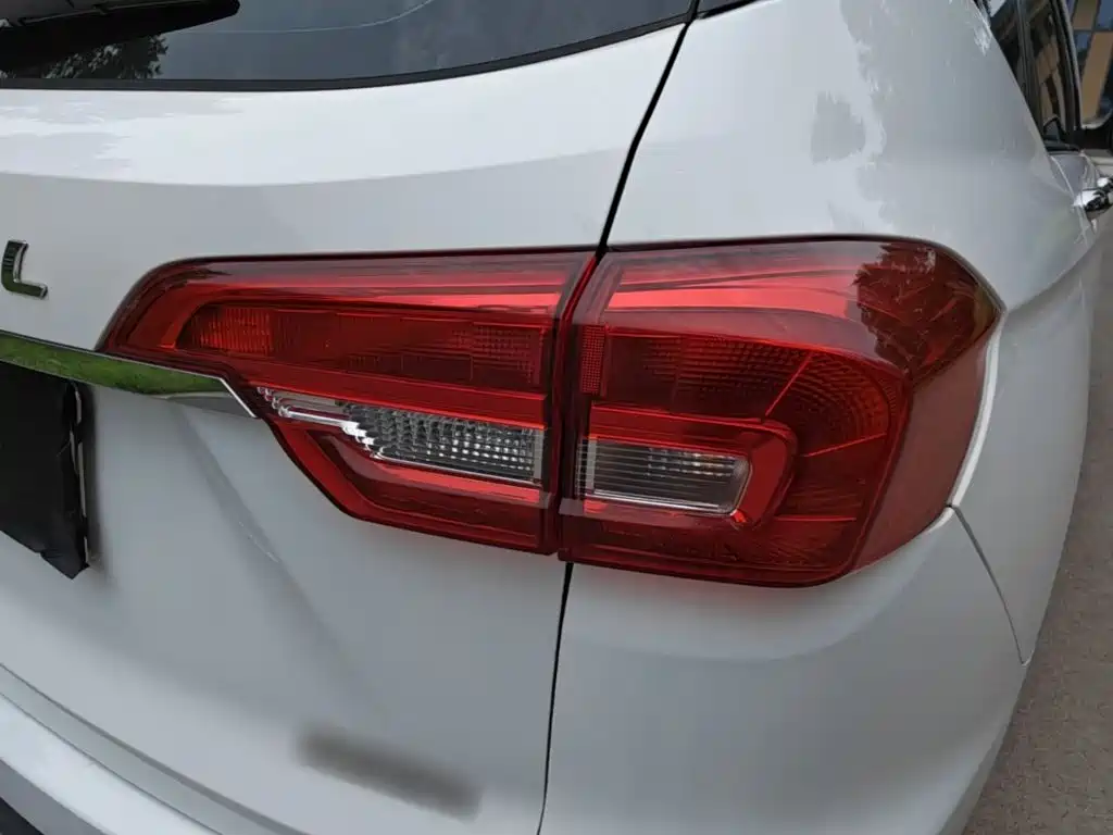 Haval M6 2020 — фото 8