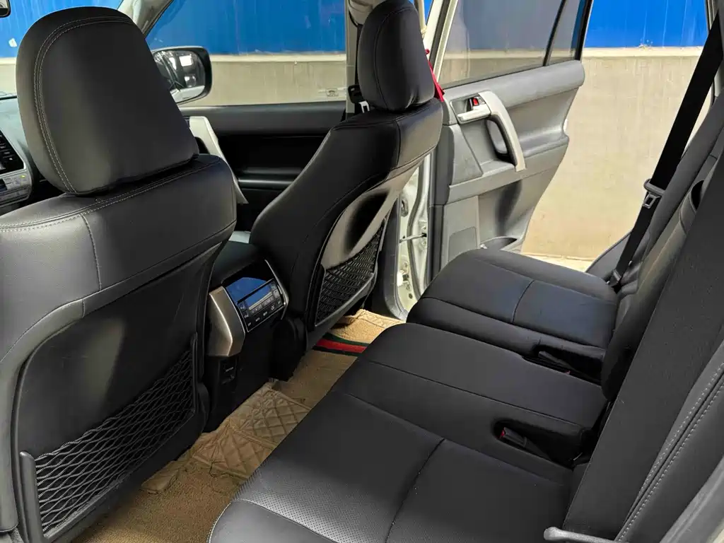 Toyota Prado 2018 — фото 10