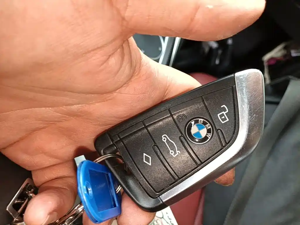 BMW i3 2023 — фото 9