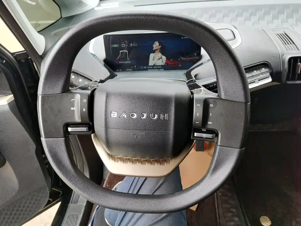 Baojun Kiwi EV 2022 — фото 11