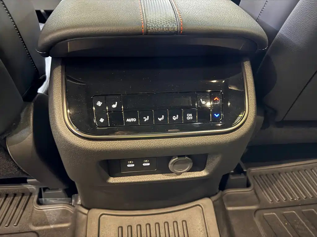 Nissan Patrol — фото 16