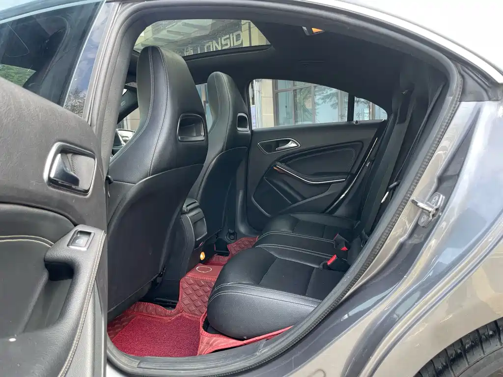 Mercedes-Benz CLA 2018 — фото 11