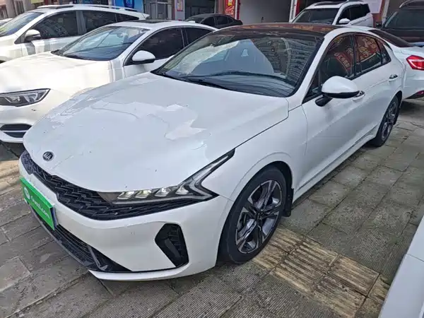 Kia K5 2021