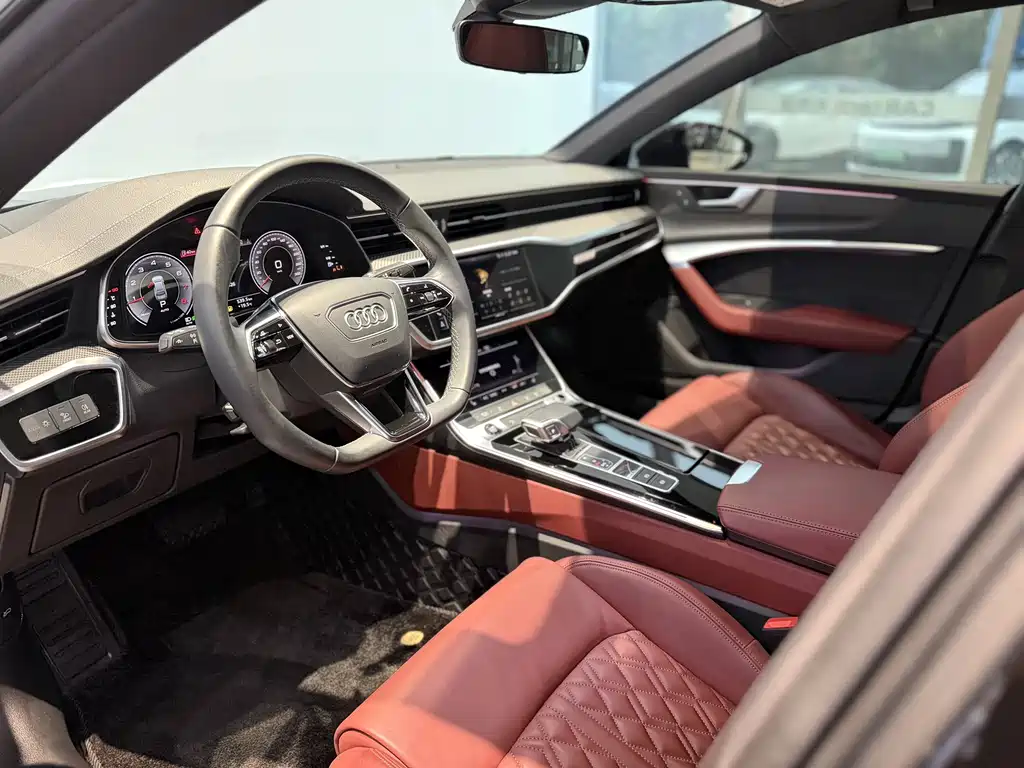 Audi A7L 2023 — фото 12