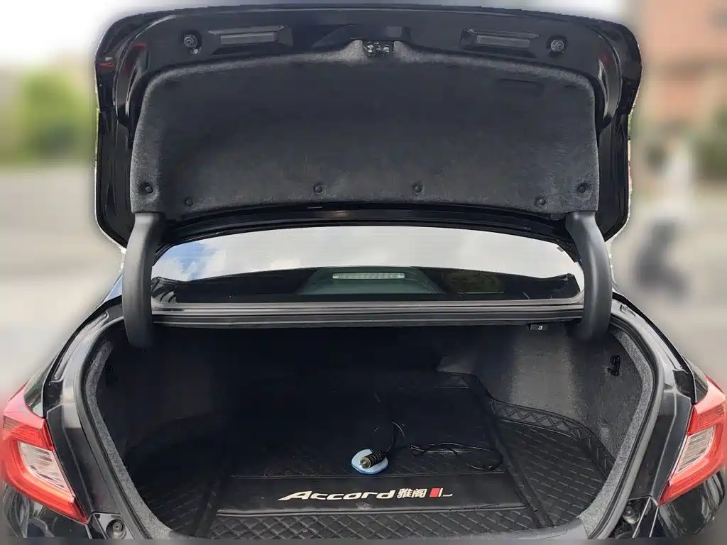 Honda Accord 2021 — фото 15