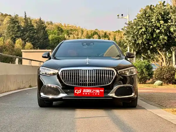 Mercedes-Benz Maybach S-Class 2023