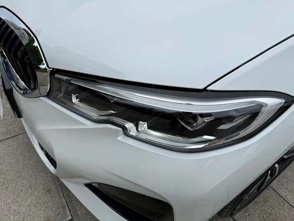 BMW 3 Series 2022 — фото 12