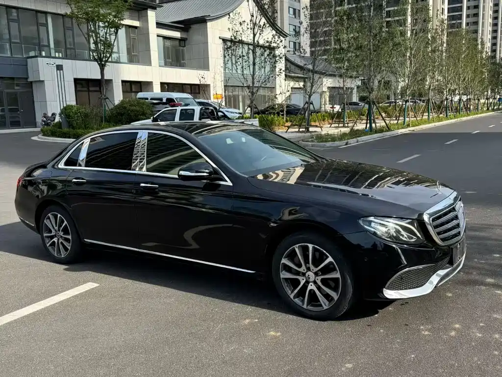 Mercedes-Benz E-Class 2020 — фото 2