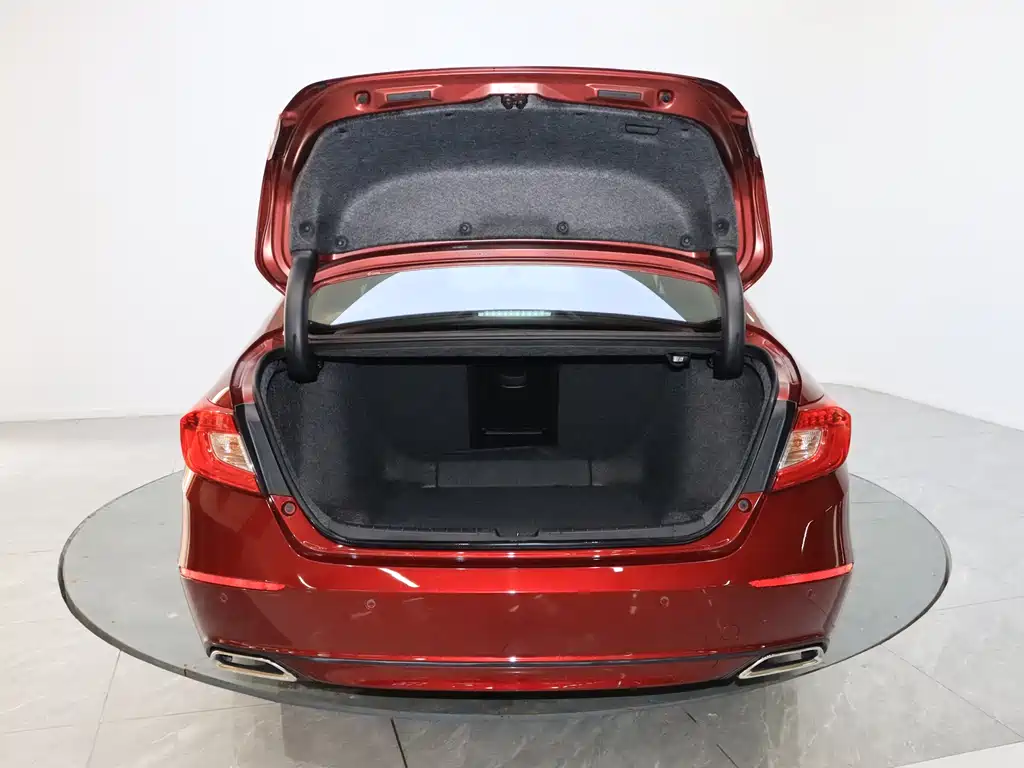 Honda Accord 2021 — фото 11