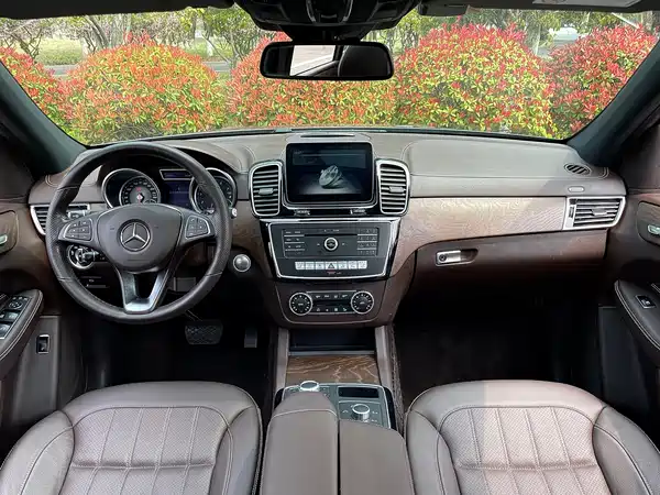 Mercedes-Benz GLE 2017