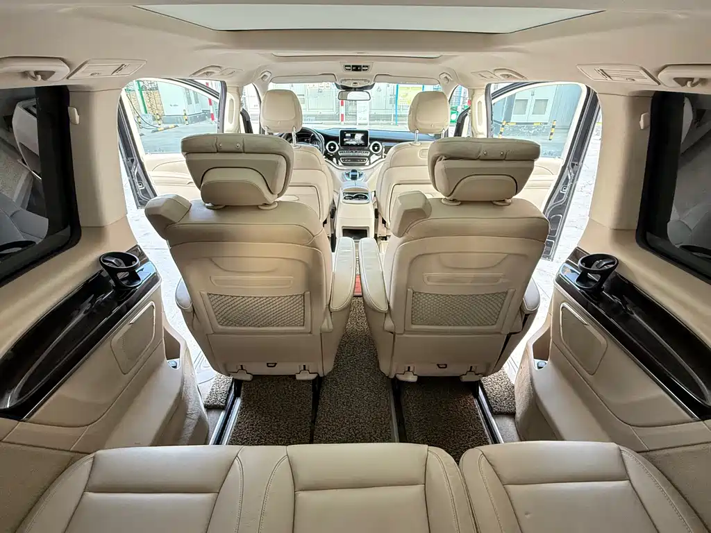 Mercedes-Benz V-Class 2016 — фото 7